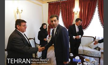 دیدار رئیس مرکز ارتباطات و امور بین الملل شهرداری تهران با سفیر استرالبا 1
