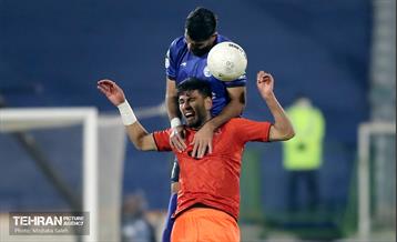 دیدار تیم های فوتبال استقلال تهران و مس کرمان 16