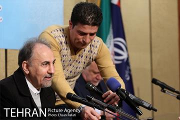 امضای تفاهم نامه همکاری توسعه حمل و نقل ریلی بین وزارت نفت و شهرداری تهران 24