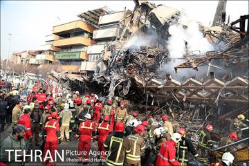 امداد رسانی در حادثه پلاسکو 19