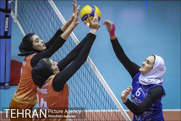 قهرمانی زود هنگام والیبال زنان سایپا تهران 25
