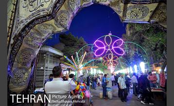 خیابان های تهران در شب میلاد امام زمان (عج) 1