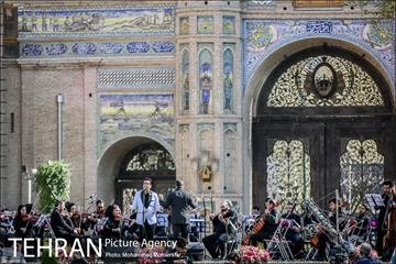 اجرای کنسرت محمد معتمدی 24