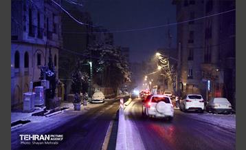 بارش برف زمستانی در معابر شمالی پایتخت - 1 6