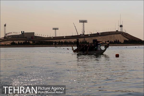 چهارمین دوره مسابقات قایقرانی سکان 11