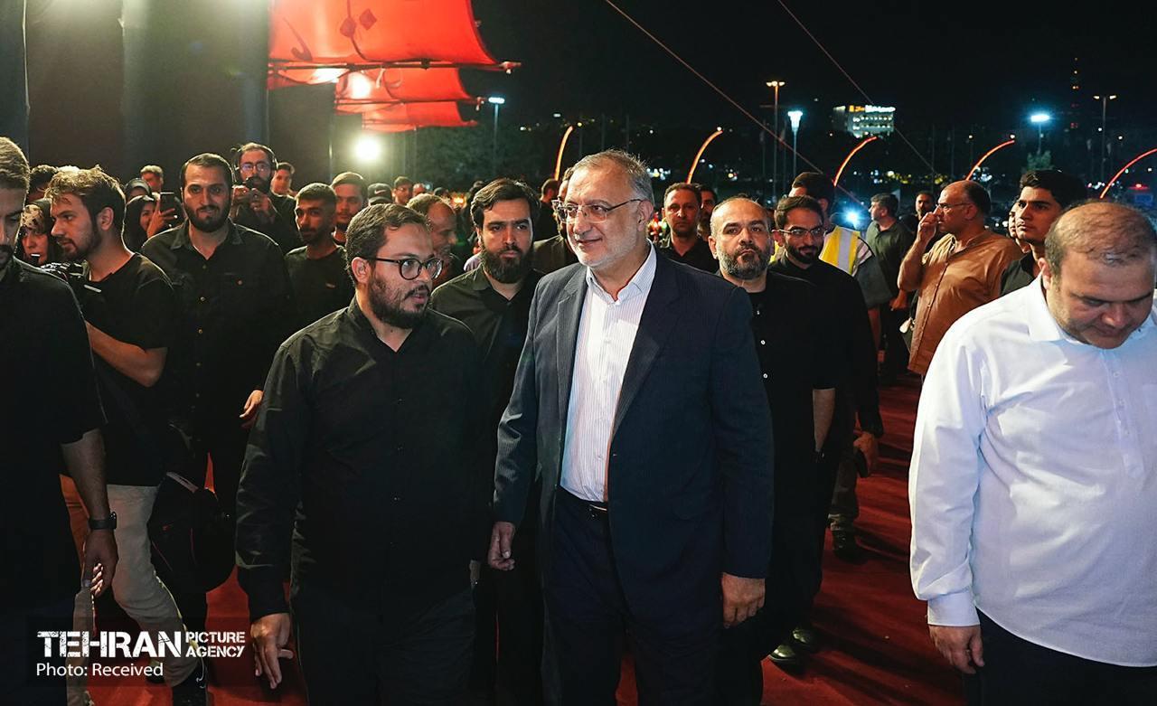 بازدید شهردار تهران از رویداد محرم شهر 15