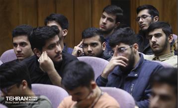 ویژه برنامه روز دانشجو 21