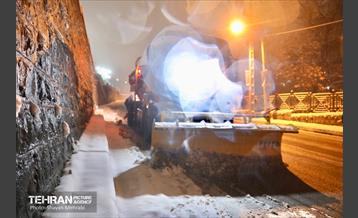 بارش برف زمستانی در معابر شمالی پایتخت - 1 42