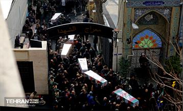 تشییع پیکر ۲۰۰ شهید گمنام دفاع مقدس در تهران 52