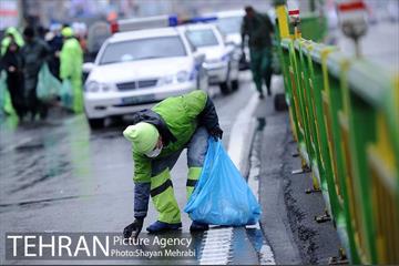 خدمات شهرداری تهران در پایان راهپیمایی یوم الله 22 بهمن 26