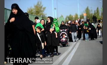 مراسم شیرخوارگان حسینی در مصلی تهران 13