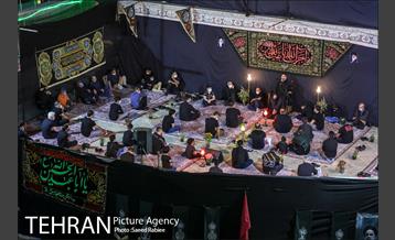 مراسم عزاداری شب عاشورای حسینی در هیات فرهنگی جنت العباس(ع) 13