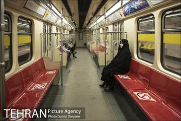 طرح فاصله گذاری اجتماعی در مترو تهران 28