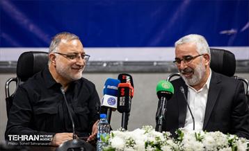 دیدار شهردار تهران با تولیت آستان علوی