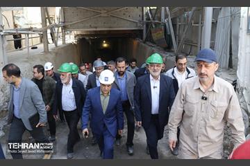 بازدید از دو ایستگاه مهم مترو 22