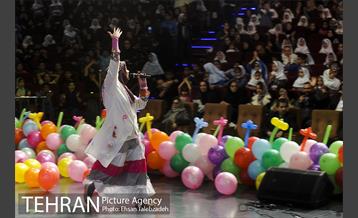 جشن "هر کودک نشانی خدا است" در فرهنگسرای بهمن 47