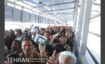 گیت نهایی اتباع خارجی برای ورود به کشور عراق. در این بخش مهرنهایی داخل پاسپورت چک می شد