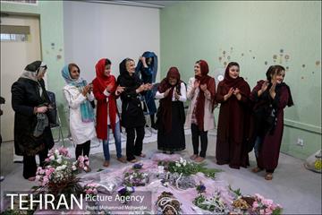 جشن ازدواج دو کارتن خواب بهبود یافته 7