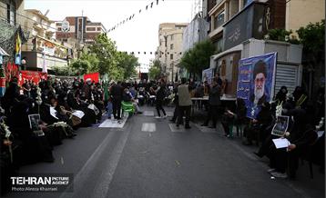 مراسم تشییع و تدفین شهدای گمنام در منطقه ۳ تهران  4