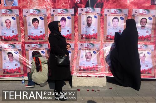 دومین سالگرد شهدای پلاسکو در محل این واقعه 18