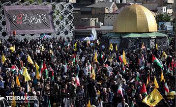 تجمع قدردانی از عملیات وعده صادق ۲ در میدان امام حسین (ع) 29