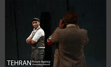 نمایش وقتی کبوترها ناپدید شدند 4