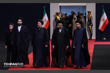 مراسم ادای احترام به پیکر رهبر شهید انقلاب با حضور سران قوا 7