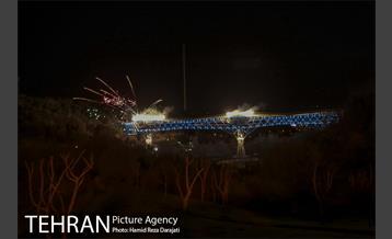 نورافشانی ویژه پُل طبیعت در شب نوروز ۱۴۰۰