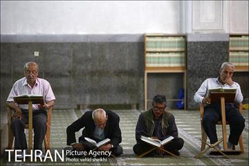 تلاوت قرآن و افطاری ساده مساجد در ماه مبارک رمضان 10