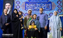 حضور شهردار تهران در تجمع شبانه میدان سما