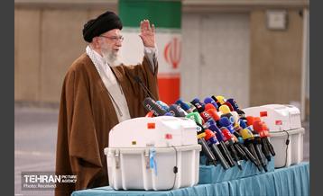 حضور رهبر انقلاب در دور دوم انتخابات مجلس شورای اسلامی 9