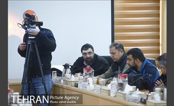 نشست خبری دکتر جوادی یگانه  12