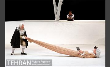 نمایش خسیس‎ 8