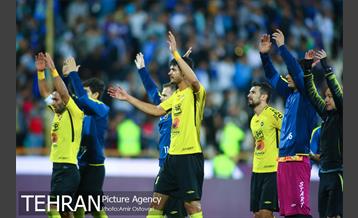 دیدار تیم های استقلال تهران و سپاهان اصفهان 26