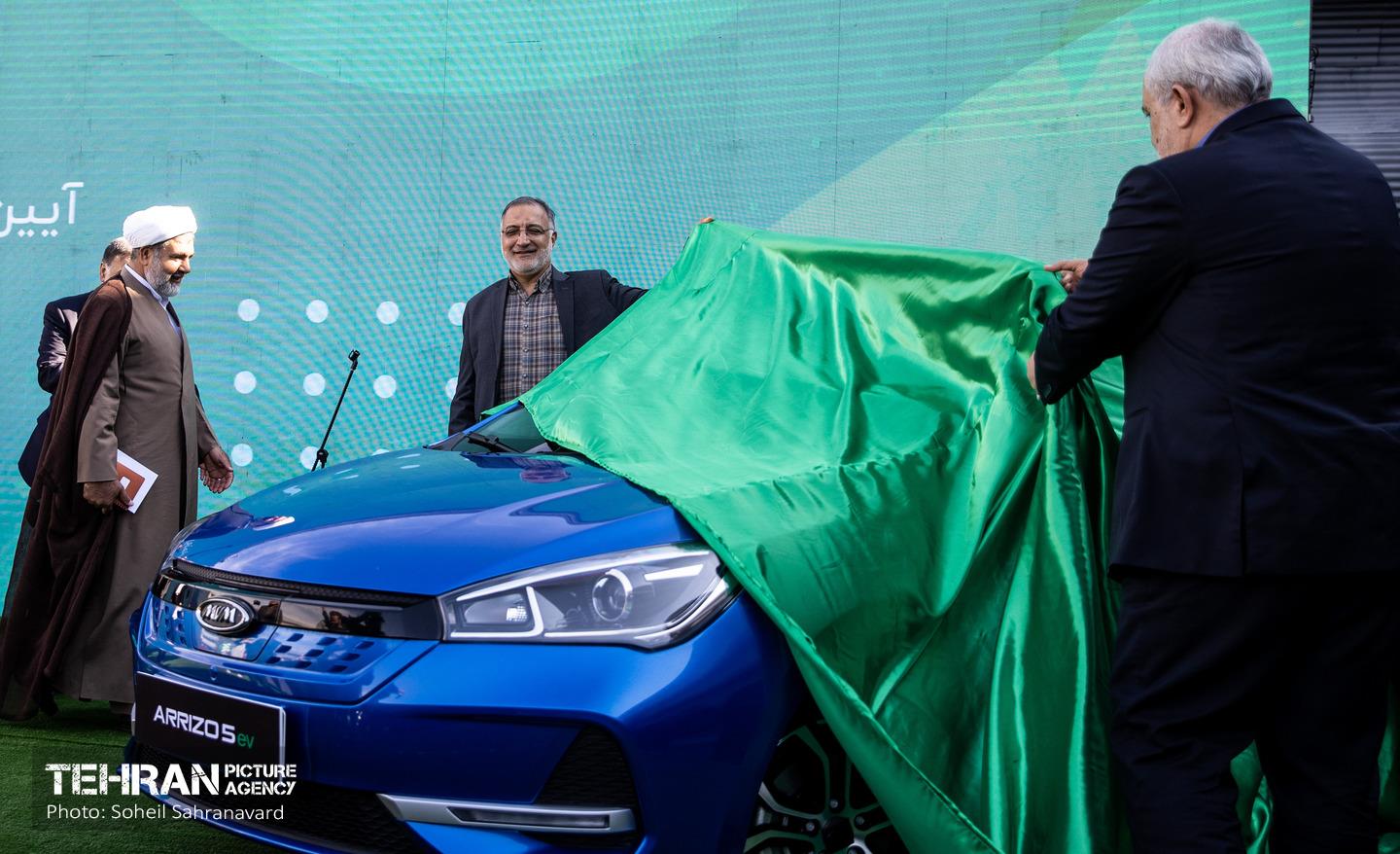رونمایی از نخستین خودروی تمام برقی تولید داخل 7