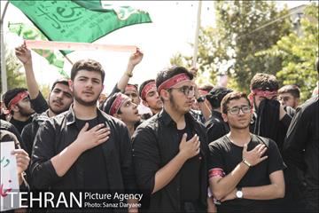 تشییع پیکر مطهر شهید محسن حججی 20