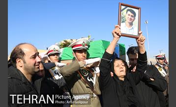 مراسم تشییع شهدای حادثه سقوط هواپیما  18