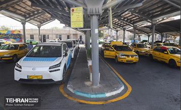 آغاز به کار تاکسی‌های برقی شاسی بلند در تهران 58