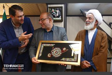 آیین تکریم و معارفه شهرداران مناطق تهران 2