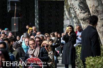 اجرای کنسرت محمد معتمدی 16