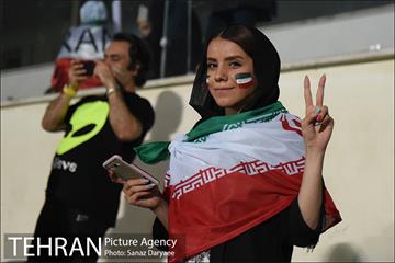 تماشای دیدار تیم‌های ملی ایران و پرتقال در استادیوم آزادی 31