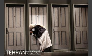 نمایش حریق 9