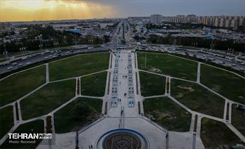 تور عکاسی از مجموعه فرهنگی برج آزادی 3