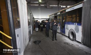 بازدید اصحاب رسانه از مراکز بازسازی ناوگان اتوبوسرانی 15