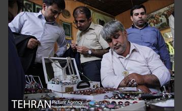 رونمایی از کتاب در گذری بر دروازه غار 27