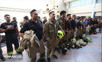 مسابقه پله‌نوردی آتش‌نشانان در برج میلاد 56