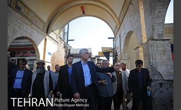 بازدید شهردار تهران از بازار تهران به مناسبت روز تهران 15