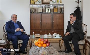 بازدید شهردار منطقه 21 از کارخانه ارج 2