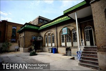 نیایشگاه آدریان 5