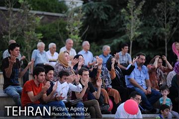 نخستین گردهمایی حامیان پویش "بدسرپرست تنهاتر است" 4